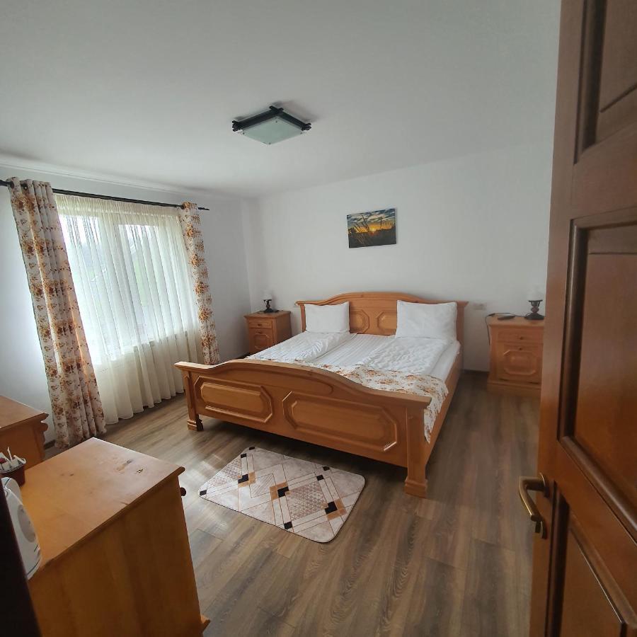 Casa Sofia Apartman Baltatesti Kültér fotó