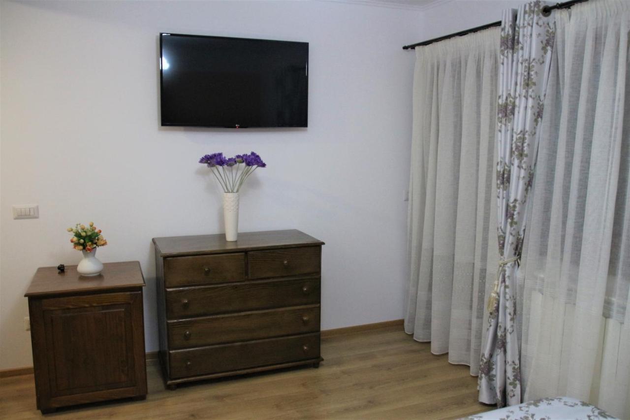 Casa Sofia Apartman Baltatesti Kültér fotó